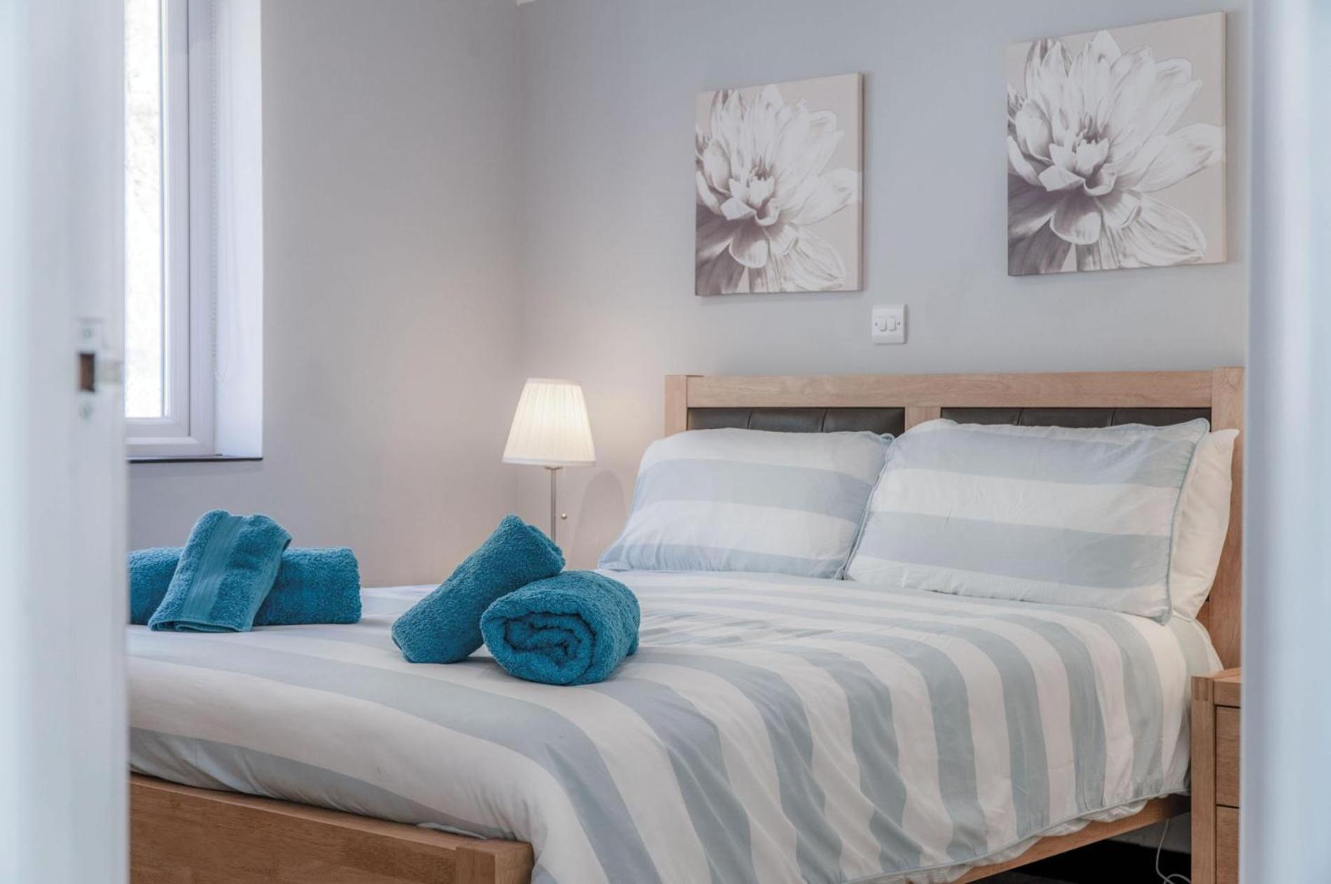 Ewyn Y Don - 2 Bedroom Apartment - Pendine Exteriör bild